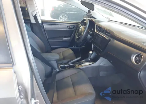 2019 Toyota Corolla Le z USA, uszkodzony, nr VIN 2T1BURHE5KC141740